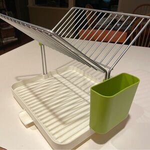 Joseph Joseph "Y Rack" Green Cream Small Sized Drain Tray